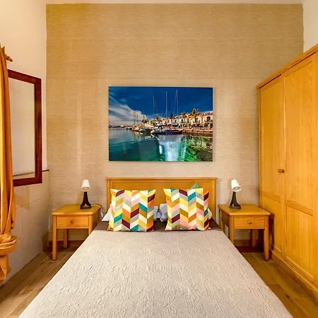 Salinetas Blue Surf House * 特尔德