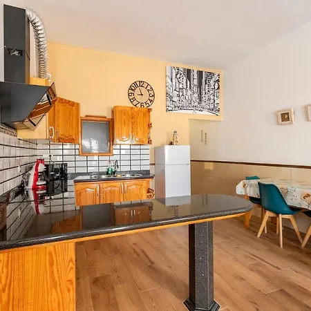 Salinetas Blue Surf House *