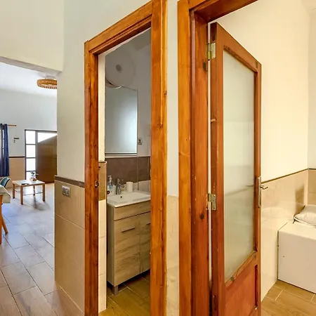 Salinetas Blue Surf House 公寓