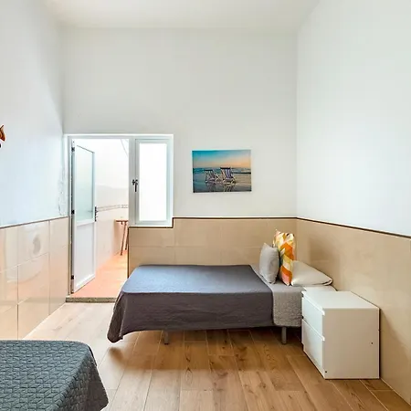 Salinetas Blue Surf House テルデ