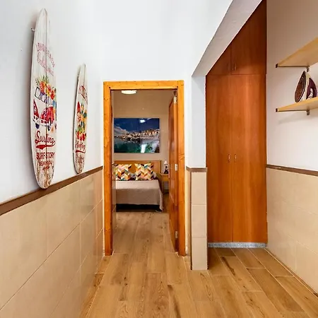 Salinetas Blue Surf House * テルデ