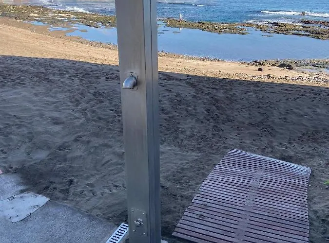 Salinetas Blue Surf House